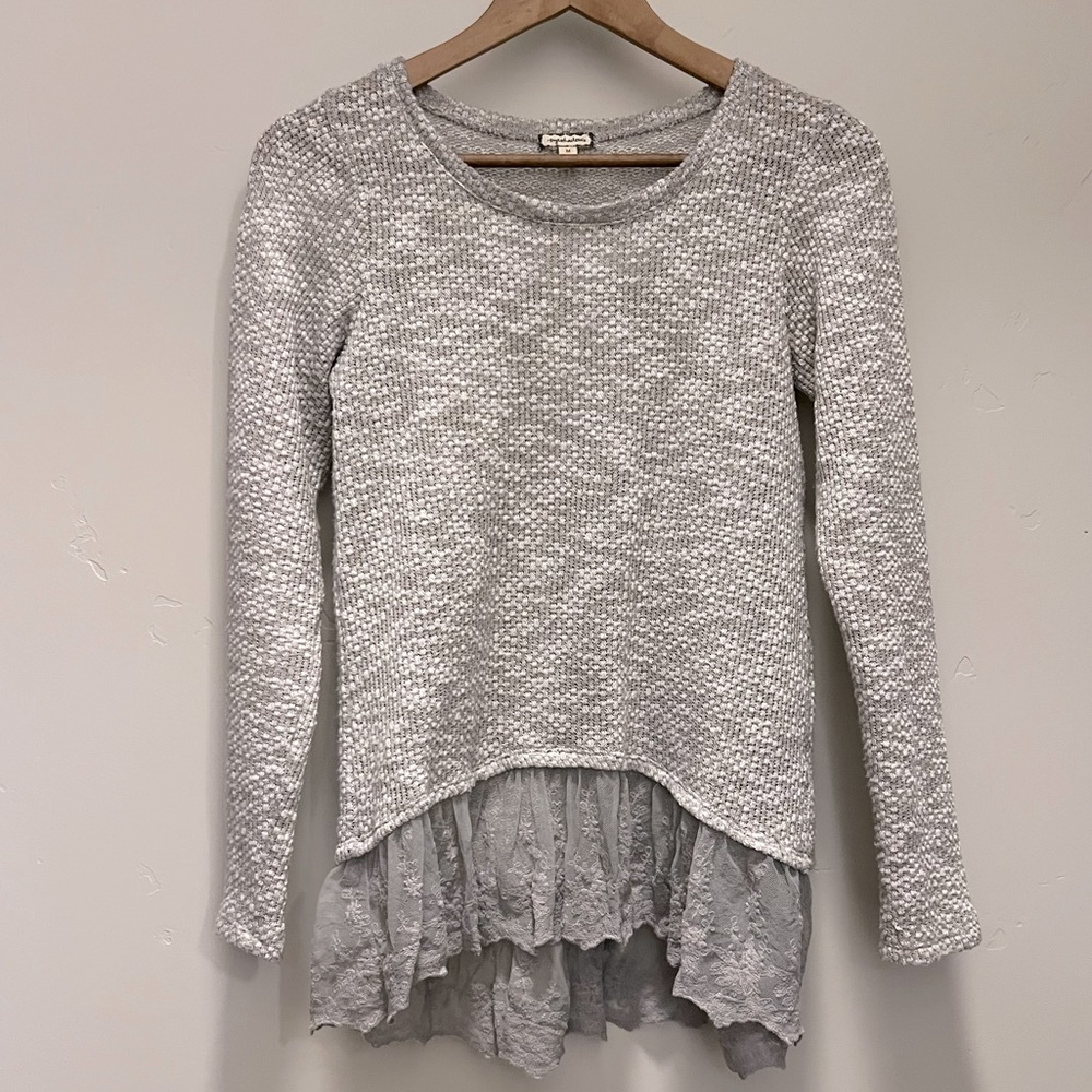 Gray Tunic Style Sweater with Lace Hem